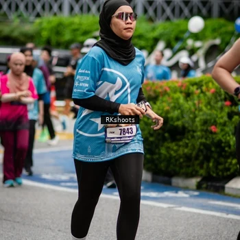 Runner Photo 8983856