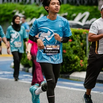 Runner Photo 8983875