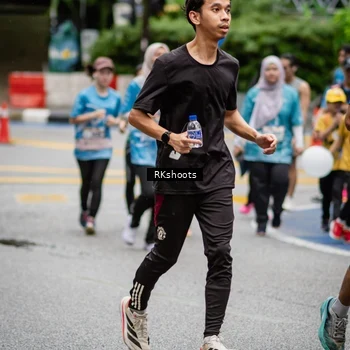 Runner Photo 8983911