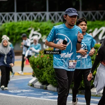 Runner Photo 8983939