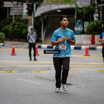 Runner Photo 8983945