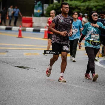 Runner Photo 8984022