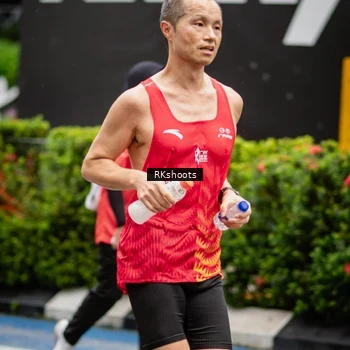 Runner Photo 8984043