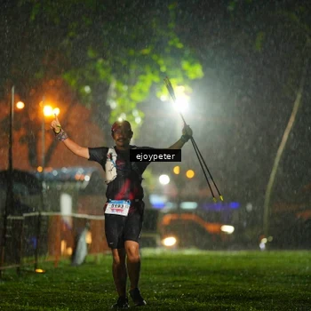 Runner Photo 8984055