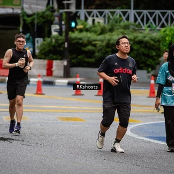 Runner Photo 8984086
