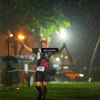 Runner Photo 8984100