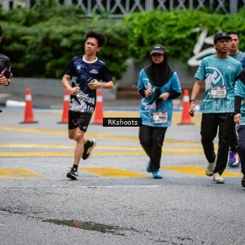 Runner Photo 8984159