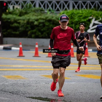 Runner Photo 8984175