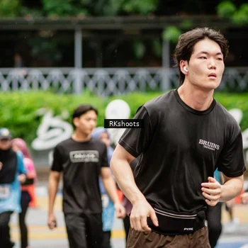 Runner Photo 8984201