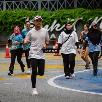 Runner Photo 8984255