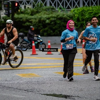 Runner Photo 8984263
