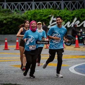 Runner Photo 8984273