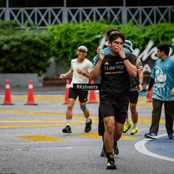 Runner Photo 8984291