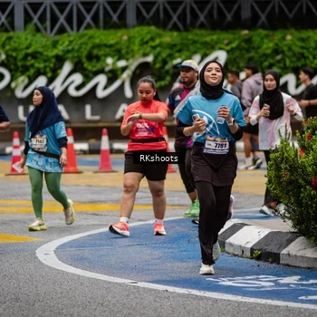 Runner Photo 8984372