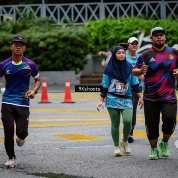 Runner Photo 8984391