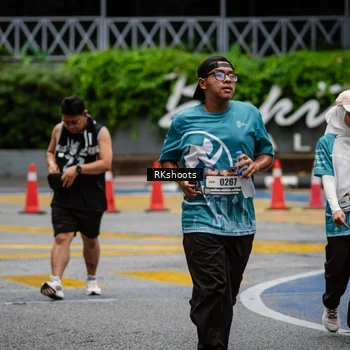 Runner Photo 8984554