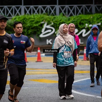 Runner Photo 8984584