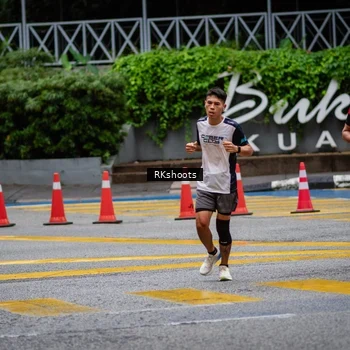 Runner Photo 8984646
