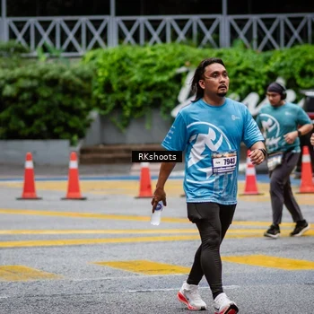 Runner Photo 8984711