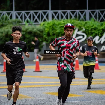 Runner Photo 8984717