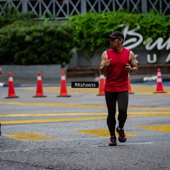 Runner Photo 8984756