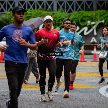 Runner Photo 8984777