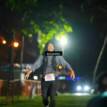 Runner Photo 8984949