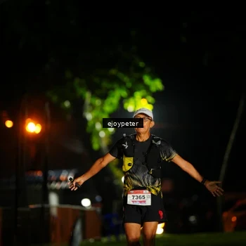 Runner Photo 8985201