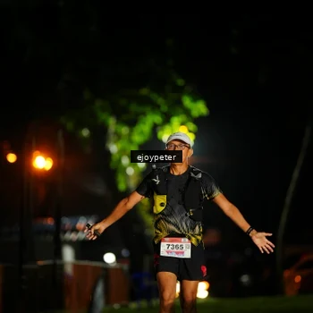 Runner Photo 8985206