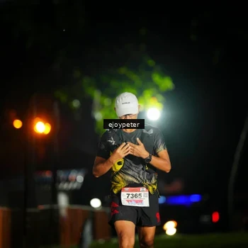 Runner Photo 8985215
