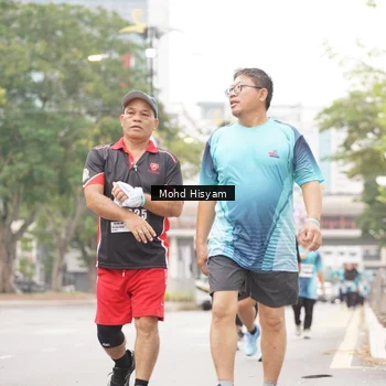 Runner Photo 8985375