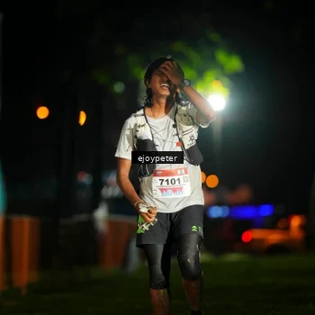 Runner Photo 8985404
