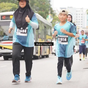 Runner Photo 8985409