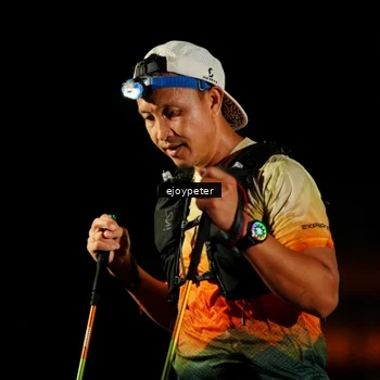 Runner Photo 8985500