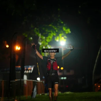 Runner Photo 8985513