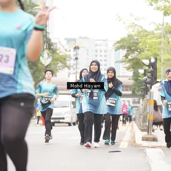 Runner Photo 8985532