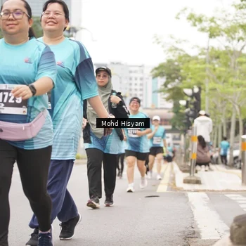 Runner Photo 8985736