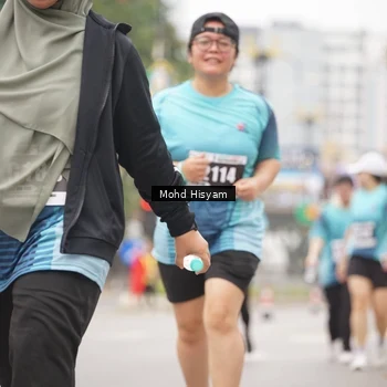 Runner Photo 8985738