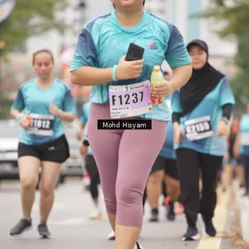 Runner Photo 8985779