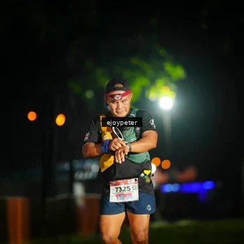 Runner Photo 8985917