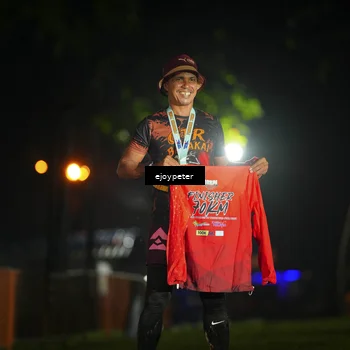 Runner Photo 8986031