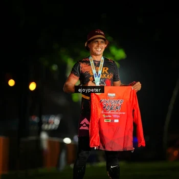 Runner Photo 8986042
