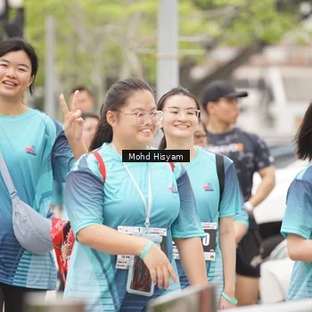 Runner Photo 8986054