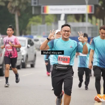 Runner Photo 8986247