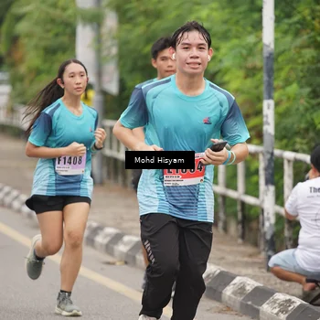 Runner Photo 8986341