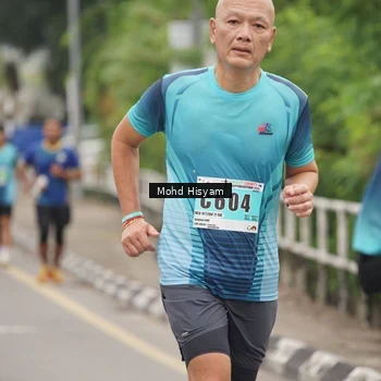 Runner Photo 8986354