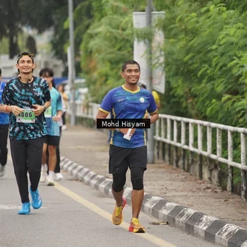 Runner Photo 8986356