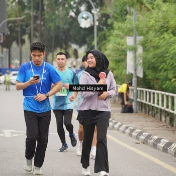 Runner Photo 8986365