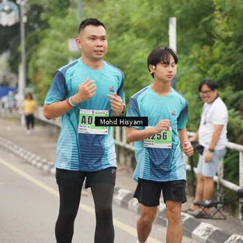 Runner Photo 8986370