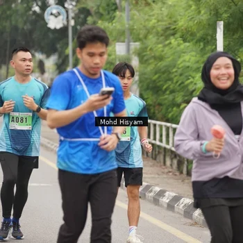 Runner Photo 8986371